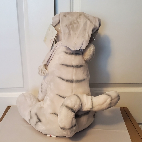 Vintage Tigger - Snowflake Tigger -Disney Store Exclusive - Snowflake Pa… - Picture 3 of 12